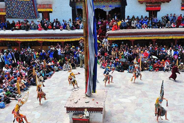 domestic_tour_packages_ladakh